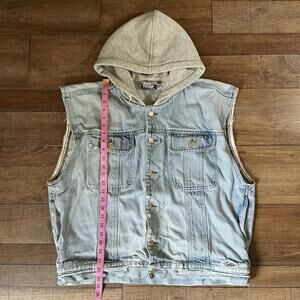 VTG Size L Guy Loren Hooded Denim Vest Men's Distressed Button Sleeveless #43629